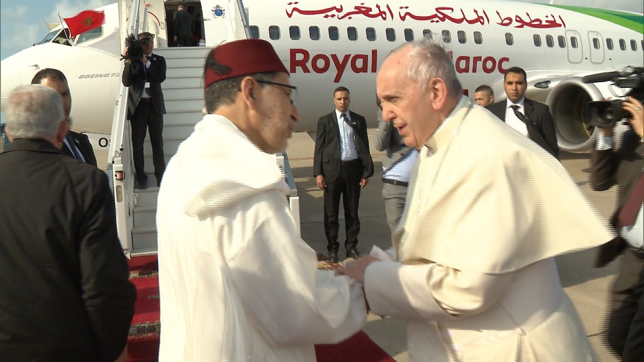 Le pape fait ses aurevoir à El Outhmani